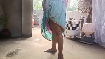 Sizzling Indian Milf’s Unforgettable Erotic Adventure
