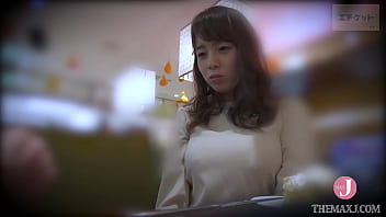 Sakura & Mari: Two 22-year-old Salesgirls From Chiba Ready To Show You Their Best Assets