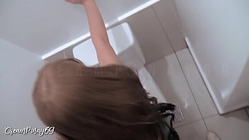 Public Toilet Fuck – Pinay Hooker Exposed
